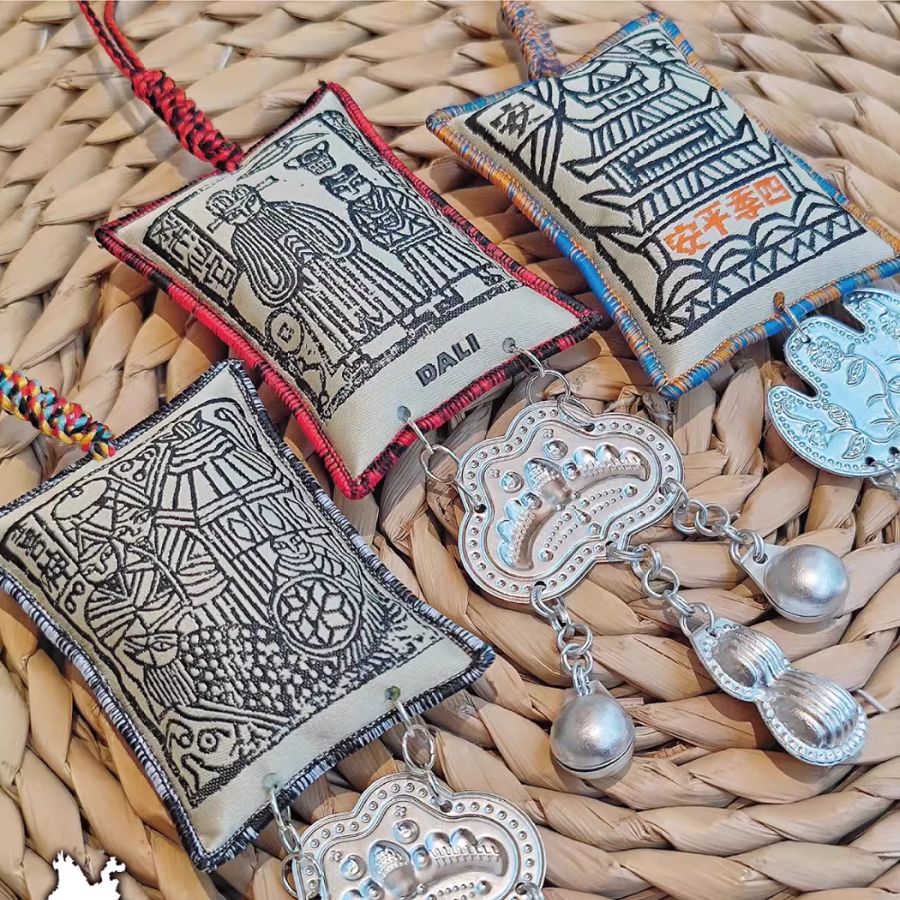 chinese traditional Hanging Embroidered Sachet